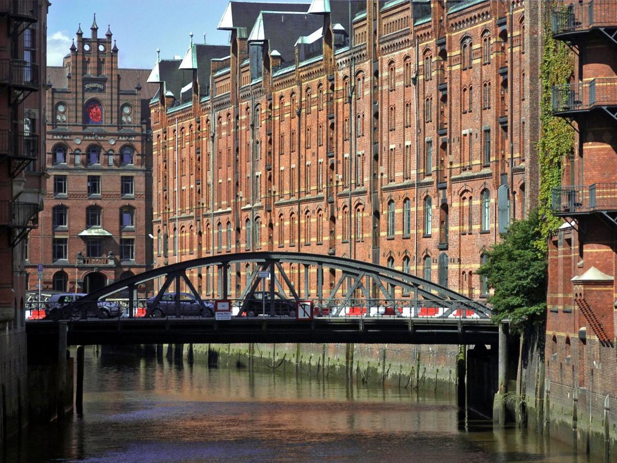 Novotel Hamburg Central Station Екстер'єр фото