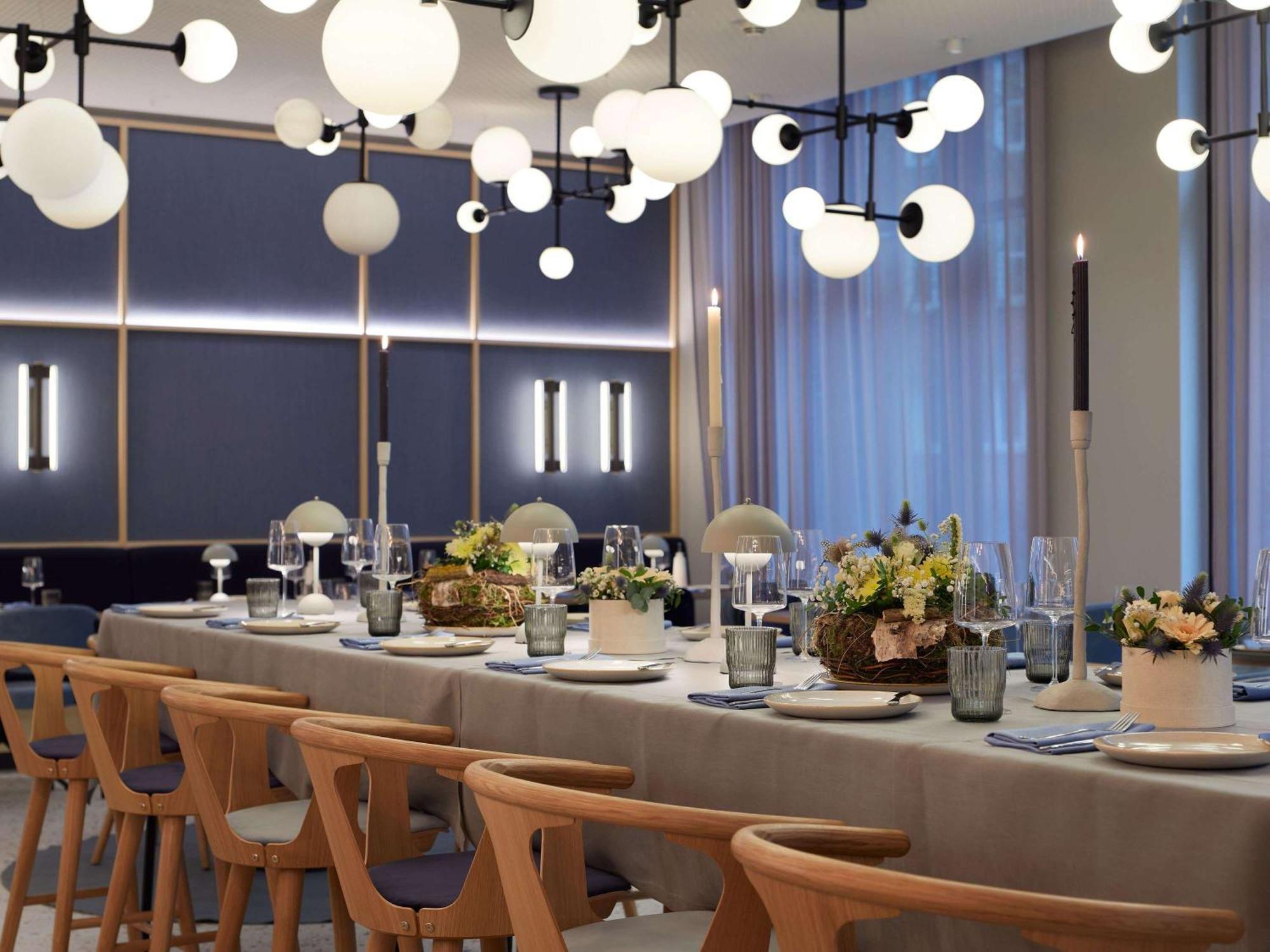 Novotel Hamburg Central Station Екстер'єр фото