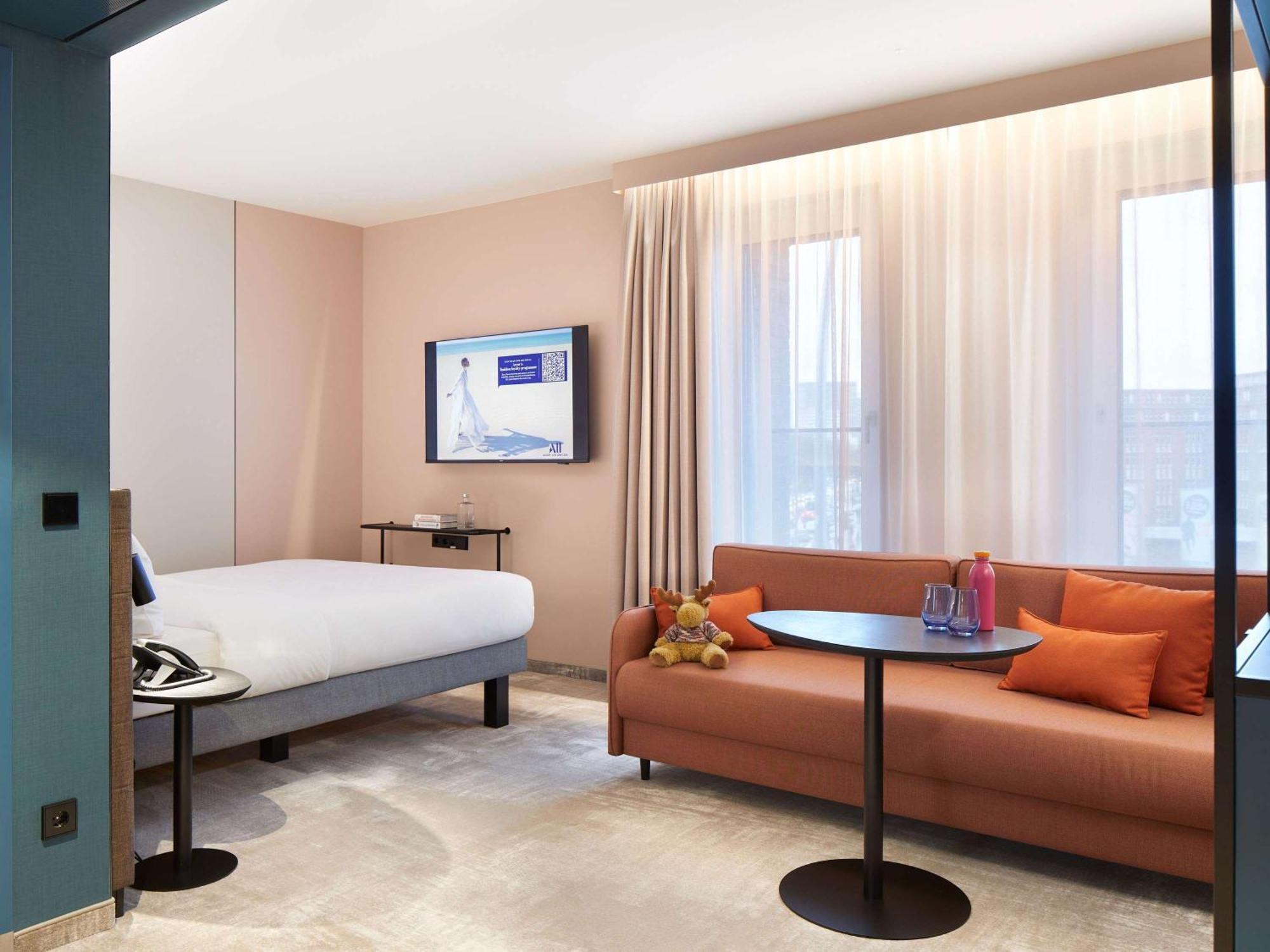 Novotel Hamburg Central Station Екстер'єр фото