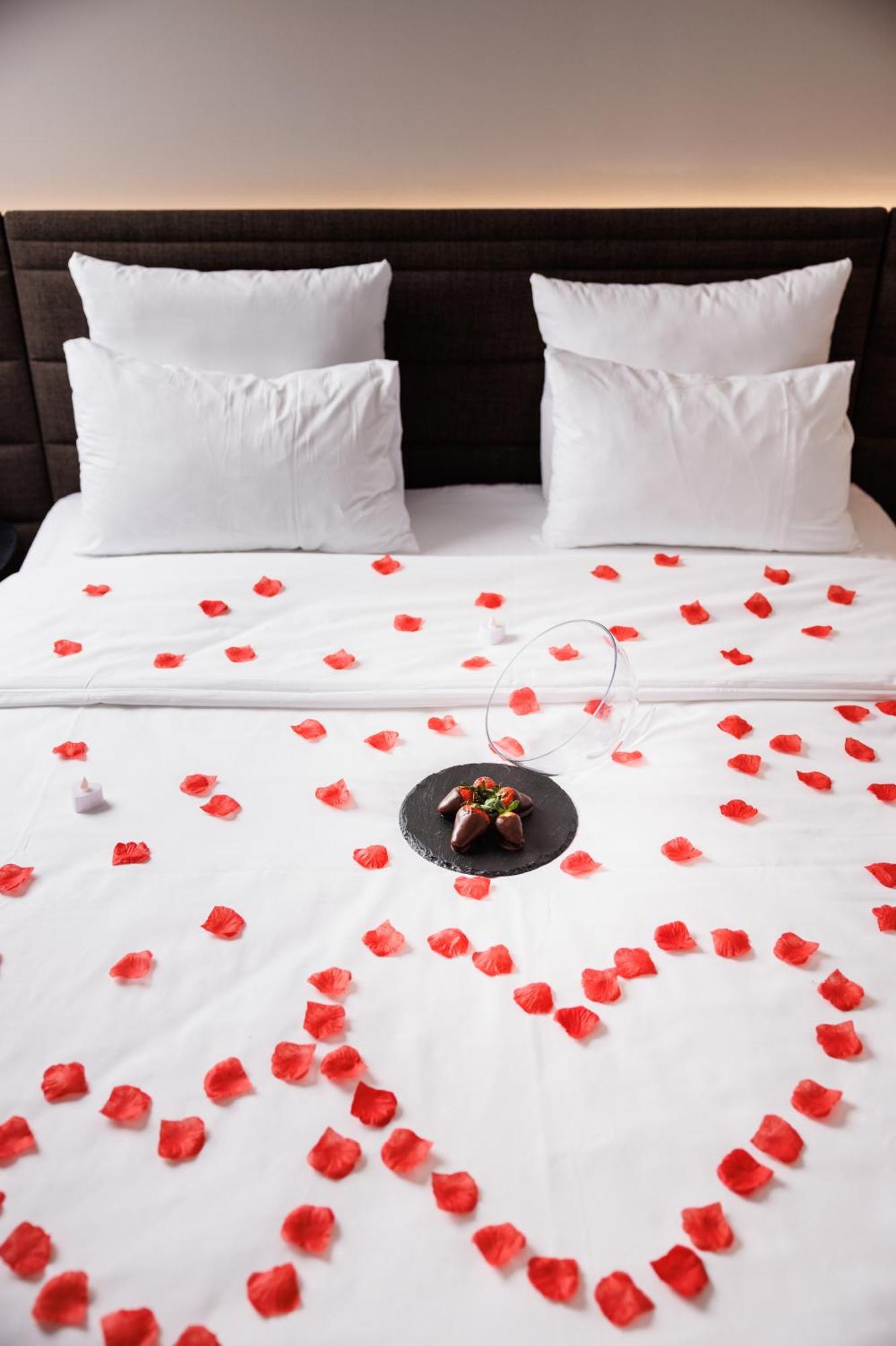 Novotel Hamburg Central Station Екстер'єр фото